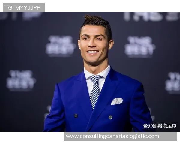 澳门足球明星球衣的魅力与风采探秘，展现足球文化的独特魅力与激情