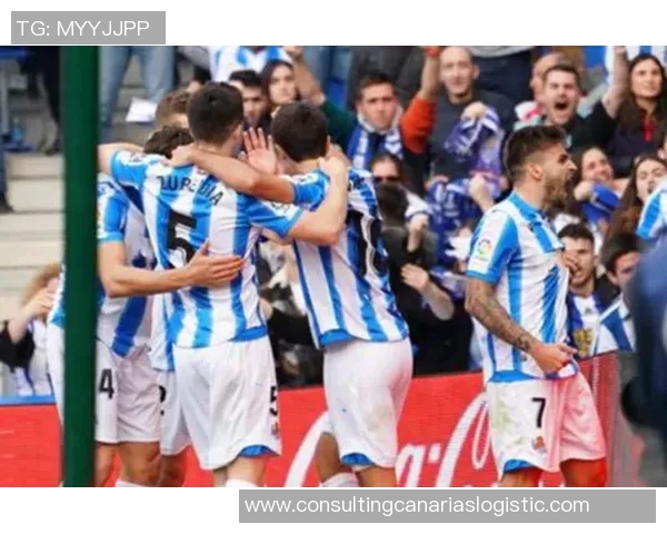 西安足球队在大师赛积分榜上以84分稳居第一名展现强劲实力 西安足球队在大师赛积分榜上以84分稳居第一名展现强劲实力