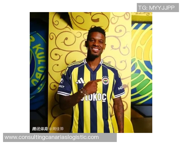 足球明星的女儿在比赛中大放异彩成功进球引发热议 足球明星的女儿在比赛中大放异彩成功进球引发热议