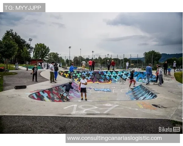 极限运动嘉年华点评：杭州滑板队的比赛经验表现